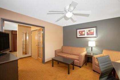 AmericInn by Wyndham Coralville - image 10