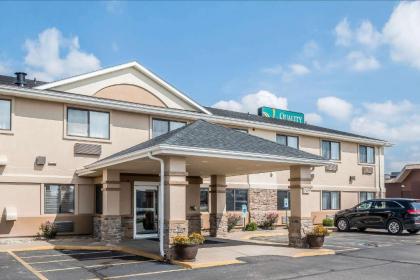 Quality Inn - Coralville - image 8