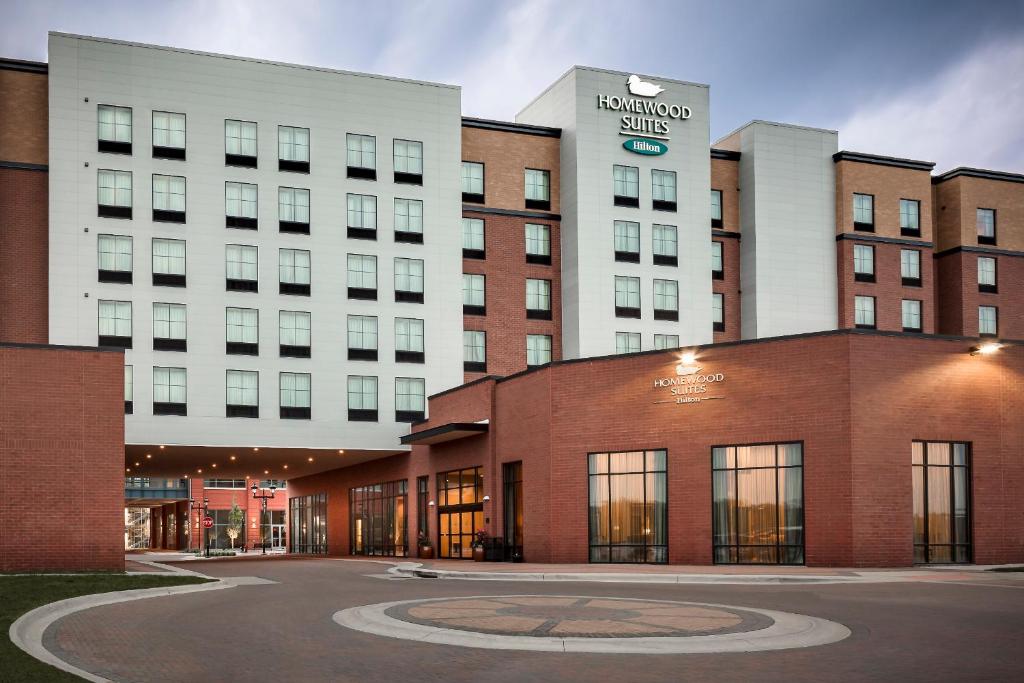 Homewood Suites by Hilton Coralville - Iowa River Landing - main image