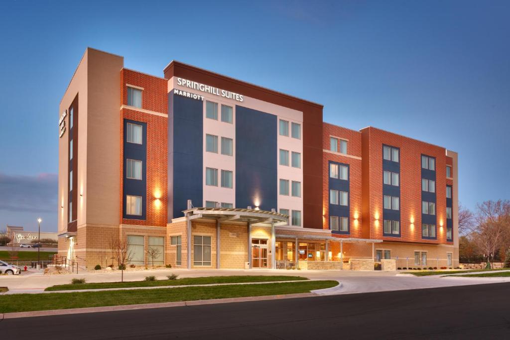 SpringHill Suites by Marriott Coralville - main image