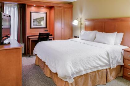 Hampton Inn Pittsburgh/Airport - image 11