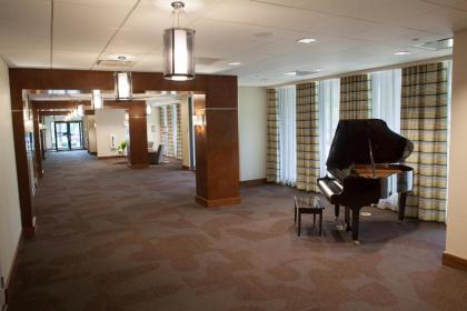 Sheraton Pittsburgh Airport Hotel - image 11