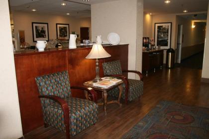 Hampton Inn Corbin - image 11