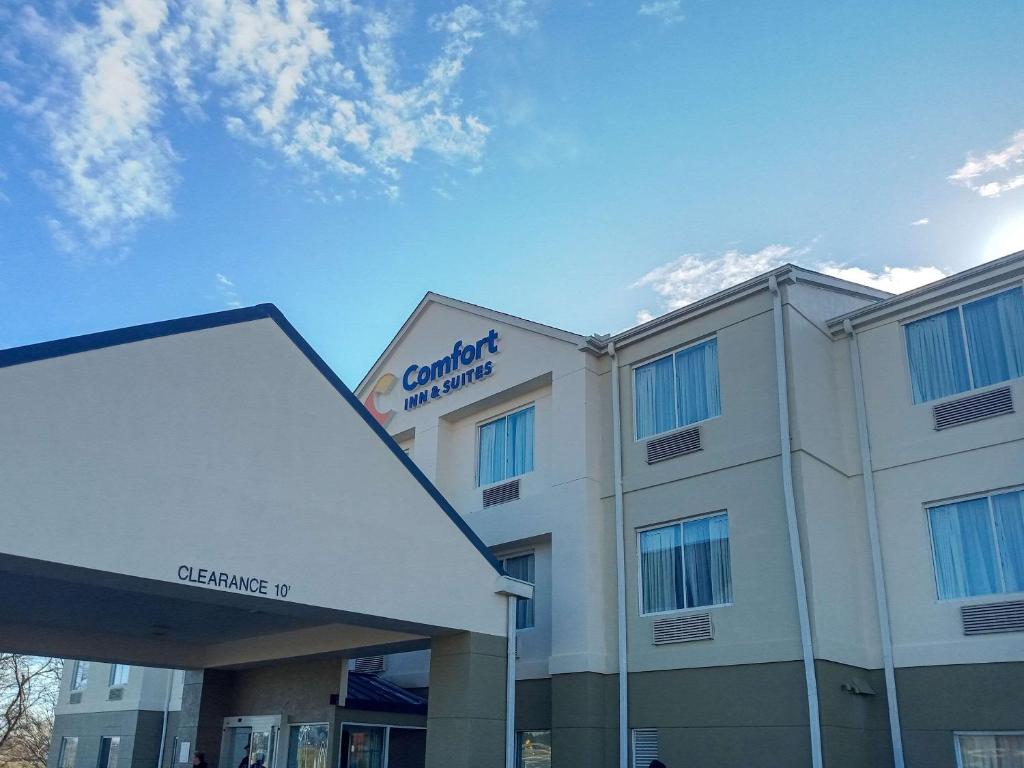 Fairfield Inn Corbin - main image