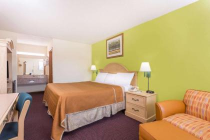 Travelodge by Wyndham Cordele - image 15