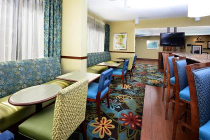 Hampton Inn Charlotte/Cornelius - image 10