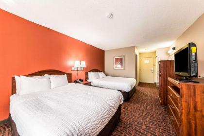 CLARION INN AND SUITES LAKE NORMAN - image 14