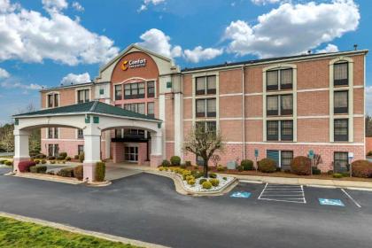 Comfort Inn & Suites Lake Norman - image 3