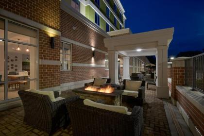 Hilton Garden Inn Corning Downtown - image 9