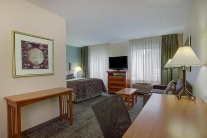 Staybridge Suites Corning an IHG Hotel - image 9