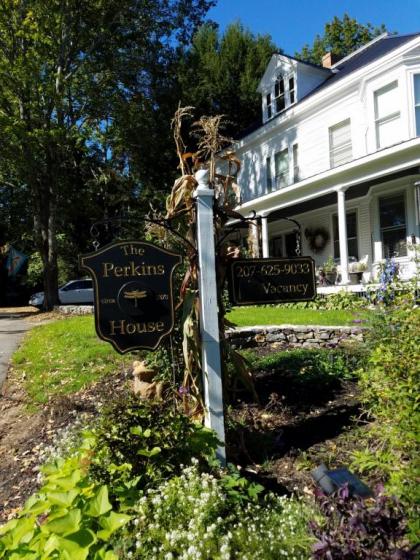 The Perkins House - image 10