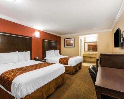 Rodeway Inn & Suites Corona - image 8