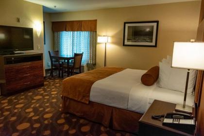 Best Western Plus Suites Hotel Coronado Island - image 15