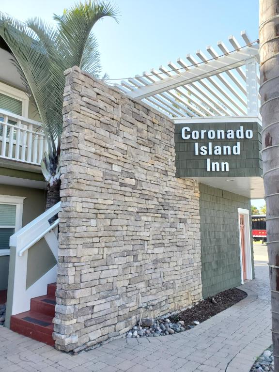 Coronado Island Inn - image 3