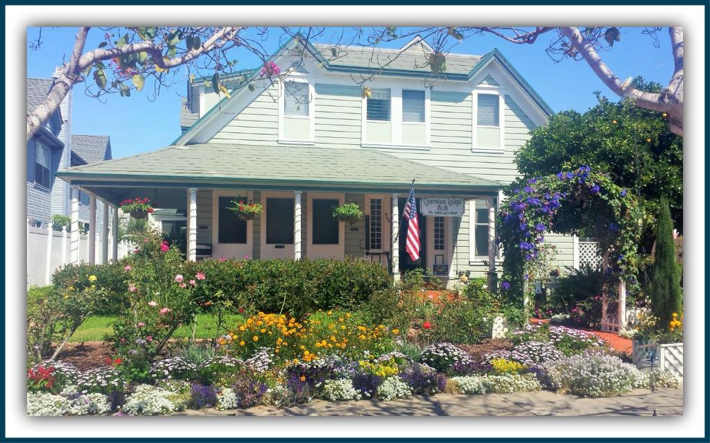 Cherokee Lodge - main image