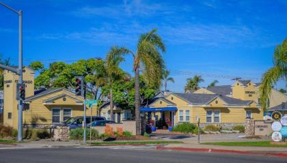 Coronado Inn - image 11