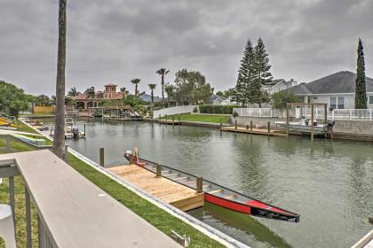 Breezy Corpus Christi Condo with Deck and Fishing Dock - image 1