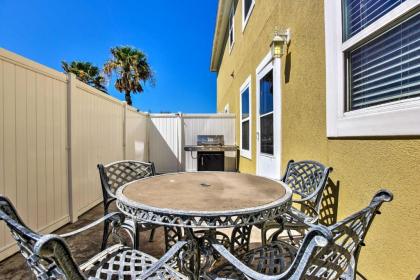 Waterfront Corpus Christi Townhome with Pool and Dock! - image 3