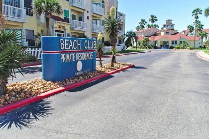 Modern Corpus Beach Condo with Resort Amenities - image 7