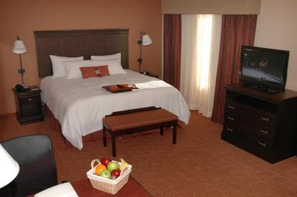 Hampton Inn & Suites Corsicana - image 11