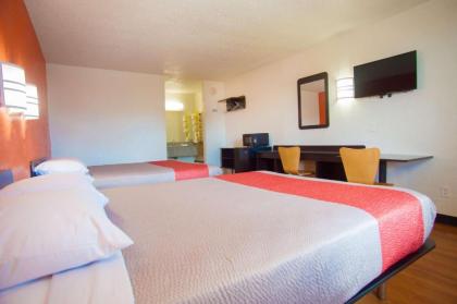 Motel 6-Corsicana TX - image 11