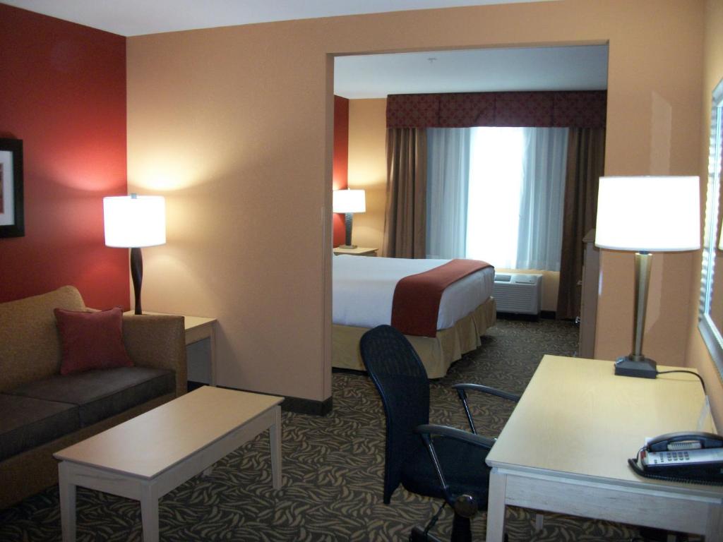 Holiday Inn Express - Cortland an IHG Hotel - image 7