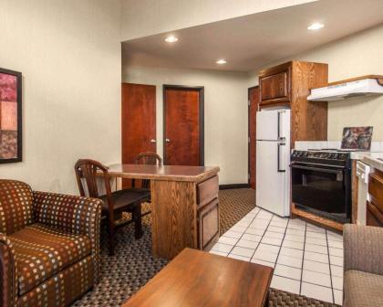 Comfort Suites Corvallis - image 13