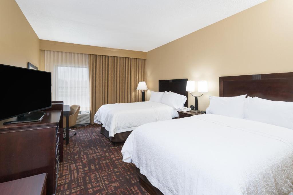 Hampton Inn Corydon - image 6