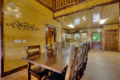 Mystical Creek Pool Lodge #600 by Aunt Bug's Cabin Rentals - image 16