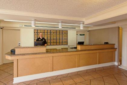 La Quinta Inn by Wyndham Costa Mesa Orange County - image 5