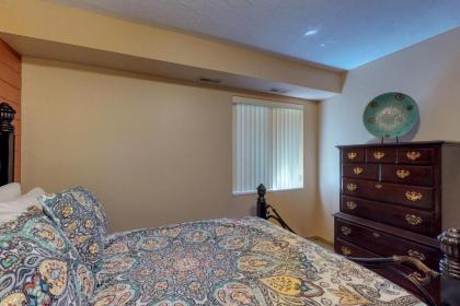 4 Bed 4 Bath Vacation home in Oaks at Wasatch - image 12