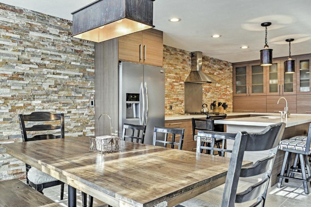 Wasatch RandR Townhome with Grill about 11 Mi to Alta! - main image