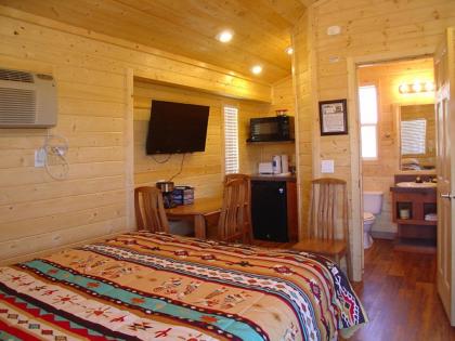 Verde Valley Studio Cabin 2 - image 13