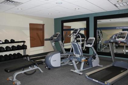 Hampton Inn Cotulla - image 11