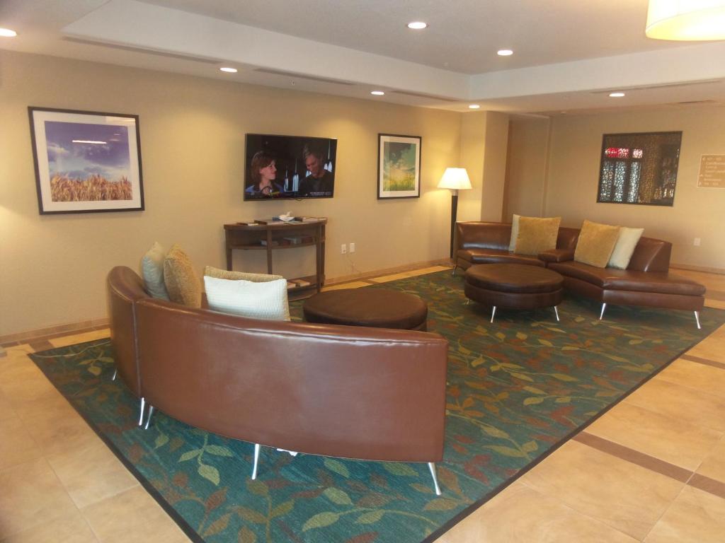 Candlewood Suites Cotulla an IHG Hotel - image 2