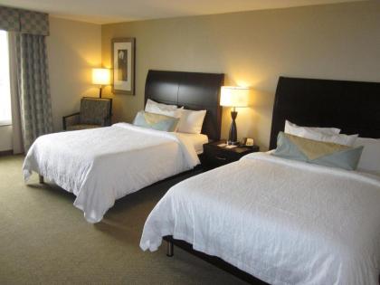 Hilton Garden Inn Omaha East/Council Bluffs - image 10