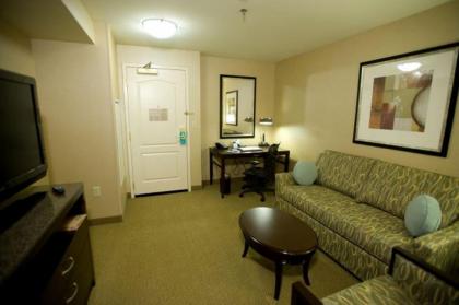 Hilton Garden Inn Omaha East/Council Bluffs - image 3