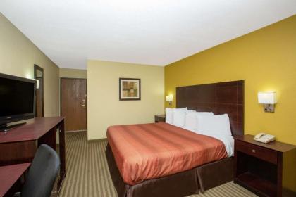 AmericInn by Wyndham Council Bluffs - image 9