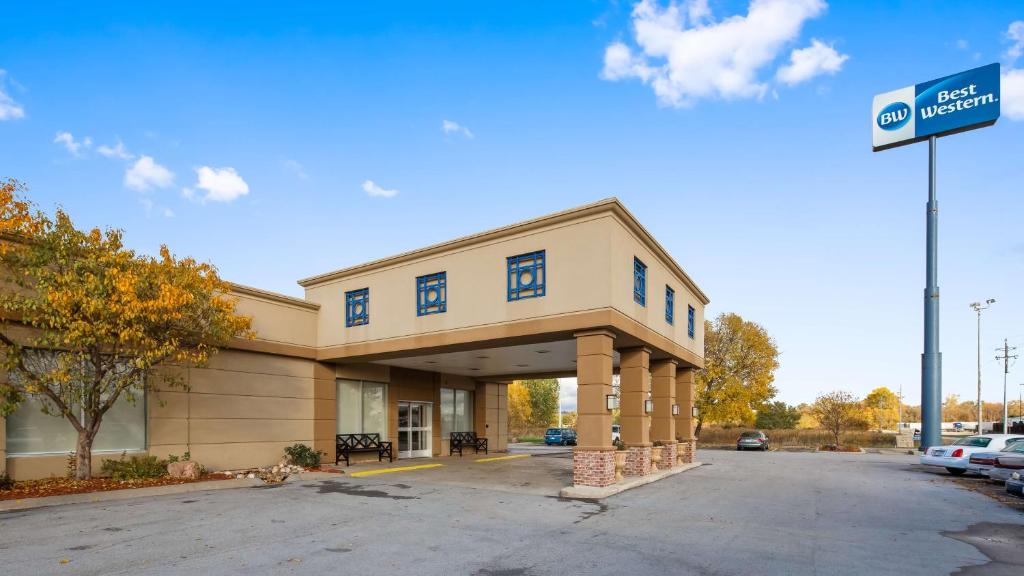 Best Western Crossroads of the Bluffs - image 3