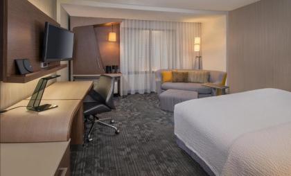 Courtyard by Marriott Omaha East/Council Bluffs IA - image 2