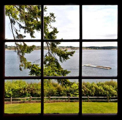 Captain Whidbey Inn - image 9