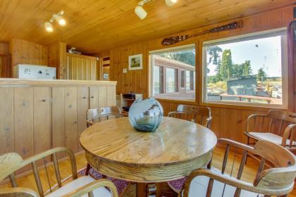 The Cabin At Penn Cove - image 9