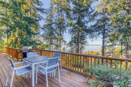 Rhodena Beach Cottages Coupeville