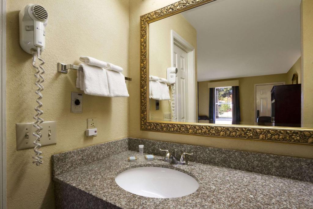 Quality Inn Covington - image 2