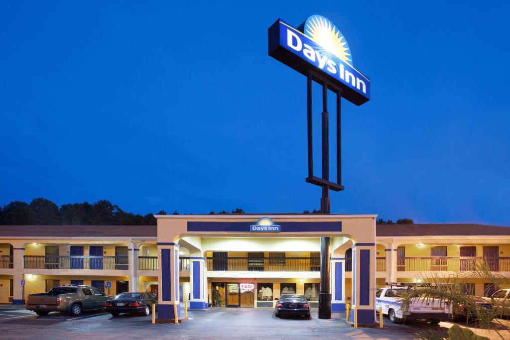 Days Inn by Wyndham Covington - main image