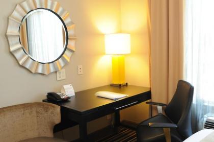 Holiday Inn Express Covington-Madisonville an IHG Hotel - image 8