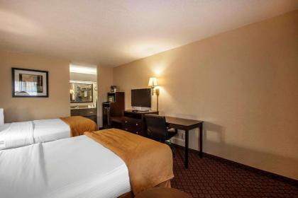 Quality Inn & Suites - image 11