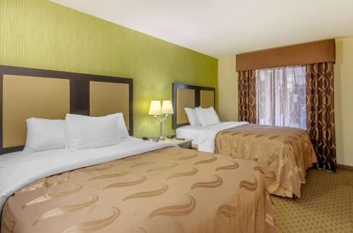 Quality Inn - image 4