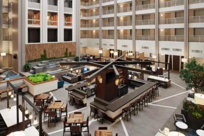 Embassy Suites Cincinnati - RiverCenter - image 16