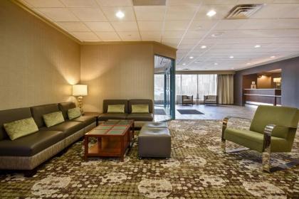 Holiday Inn Cincinnati-Riverfront an IHG Hotel - image 6